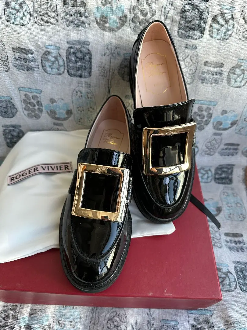 三越伊勢丹 | Roger Vivier/ロジェ ヴィヴィエ通販 | ヴィヴ