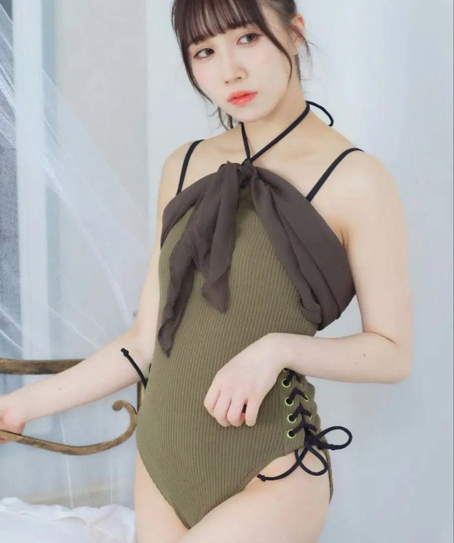 feast MILLE FUEILLE SWIMWEAR 水着 feast Mille Fueille swimwear 水着の通販 by りん's shop｜ラクマ