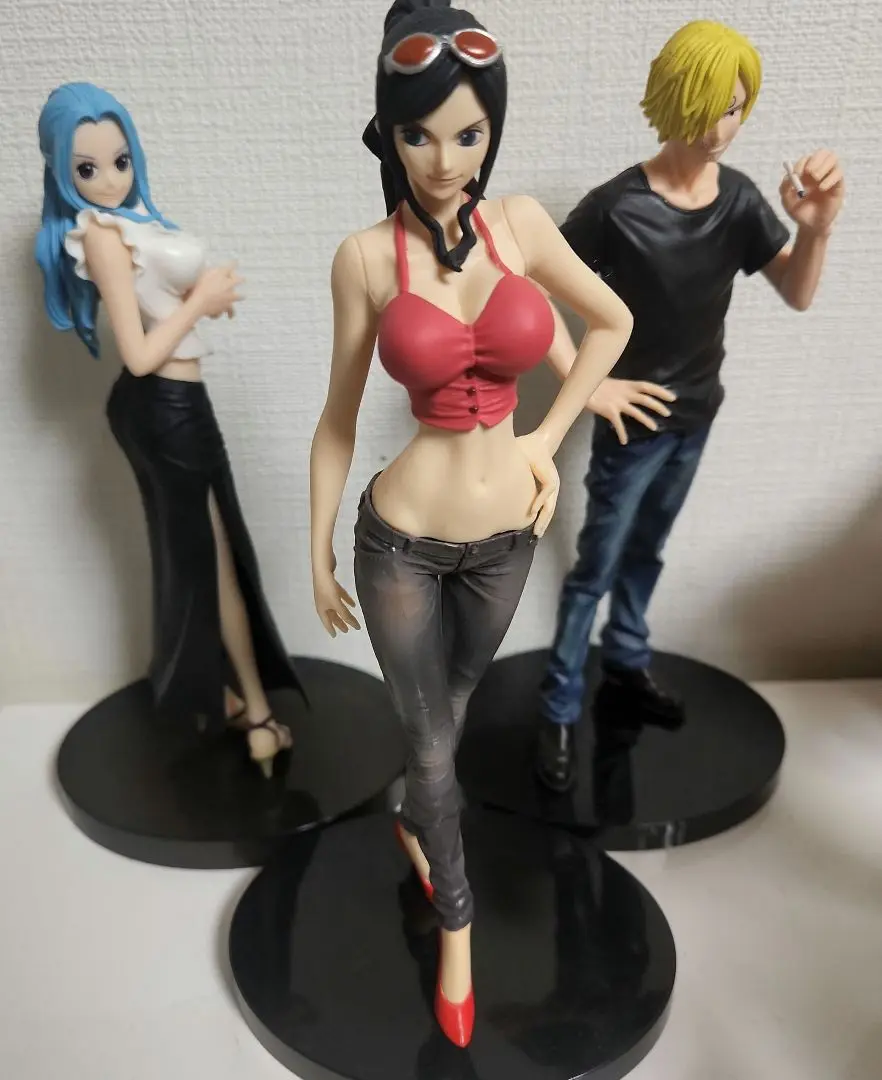 2025年最新】ニコ・ロビン JEANSの人気アイテム - メルカリ