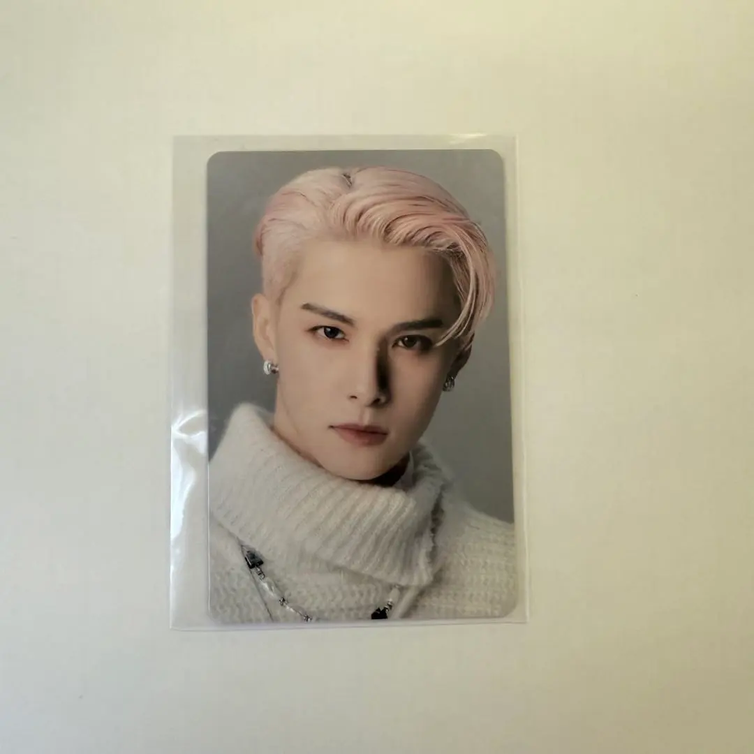 Thumbnail of Takumi Kawanishi (JO1) selfie trading card