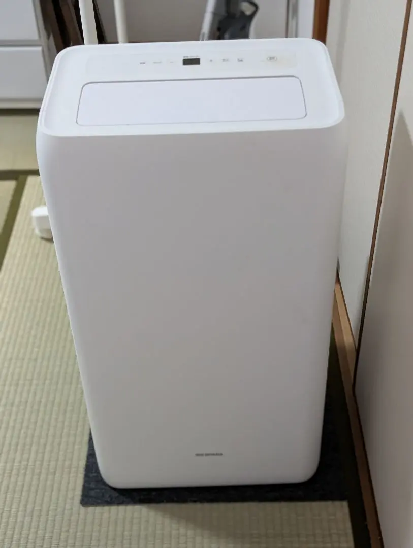 断捨離中IPA-2821A　ポータブルクーラー 　 2021年製 ポータブルクーラー冷専 IPA-2222G ホワイト 4.5畳 H100609FO