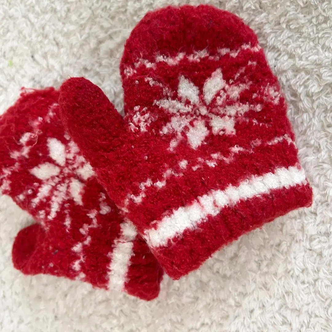 嬰兒 手套 的縮圖