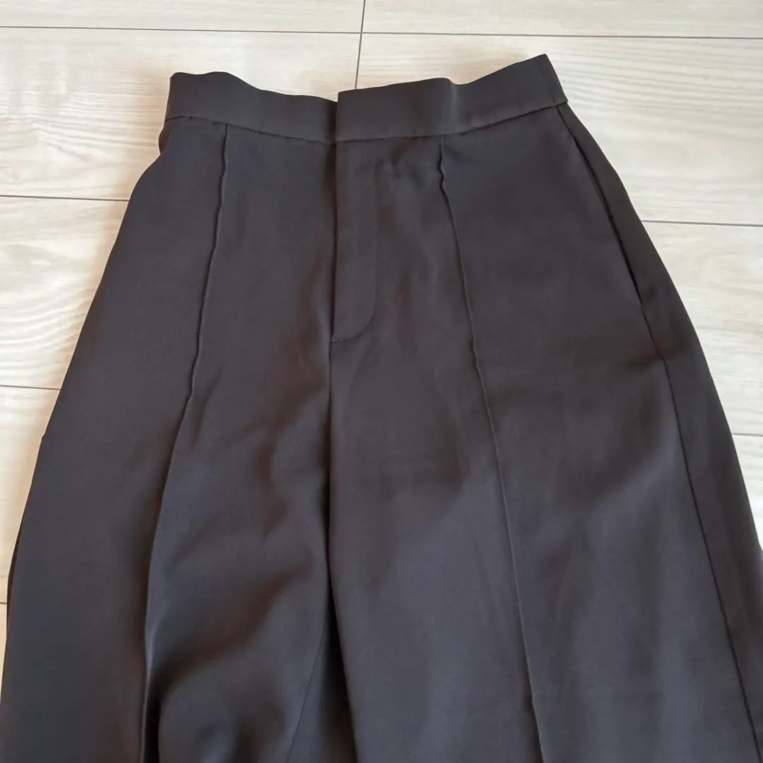 Thumbnail of UNIQLO Dark Brown Slacks, Size S