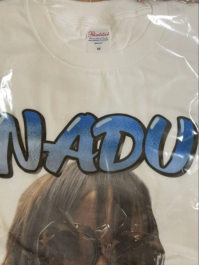 森ケの日常 素足に靴Tシャツ 森ケの日常 Tシャツ ヤバイ家族 Sサイズ: ファッション