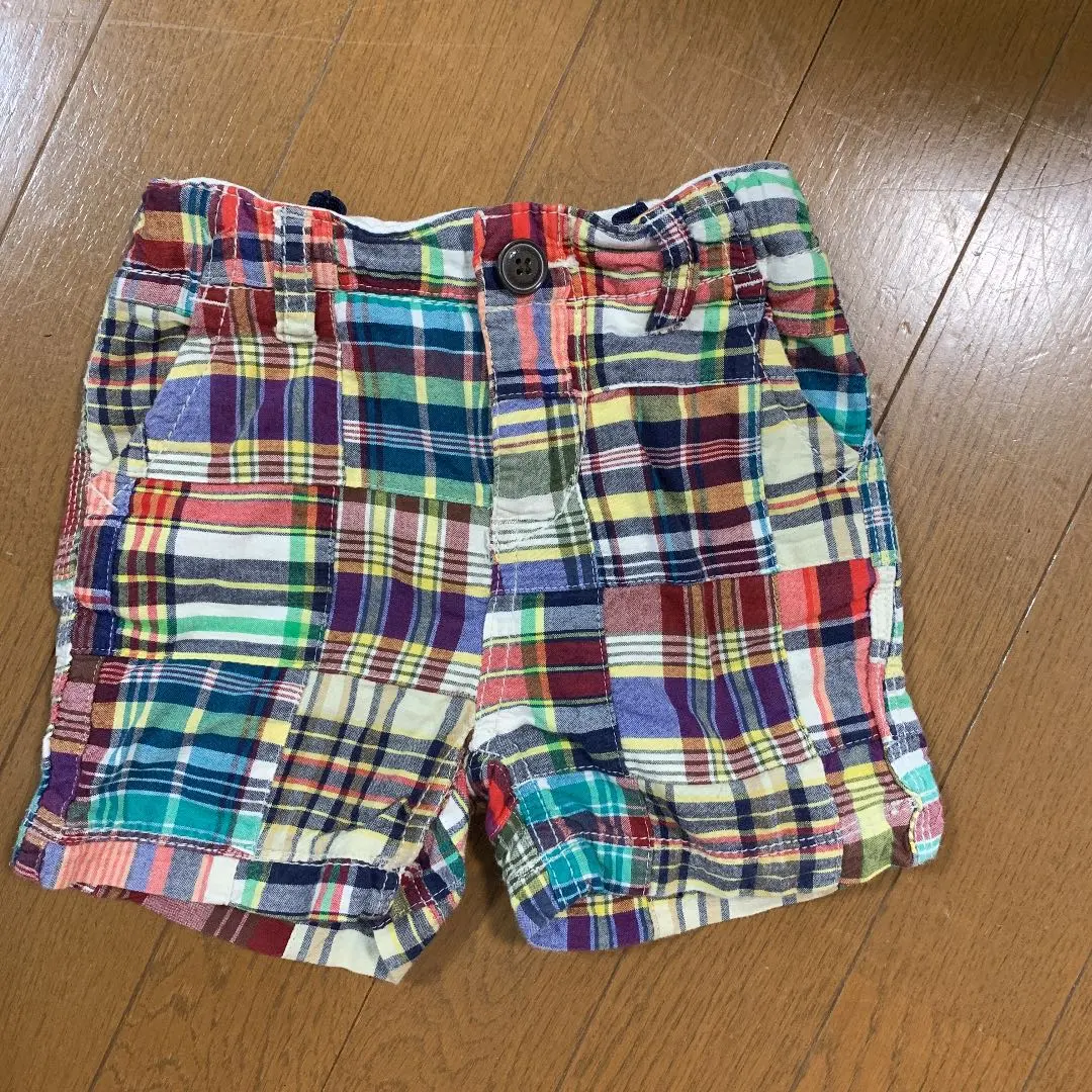 Thumbnail of GAP shorts, 80cm