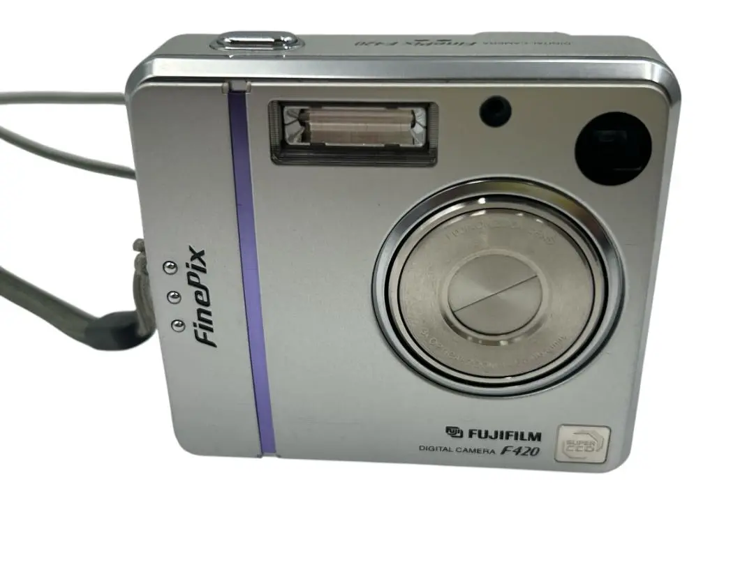 FUJIFILM FinePix F420 (新品未開封) Rare]FUJIFILM FinePix F420 Silver Digital Camera 3.1MP 3x