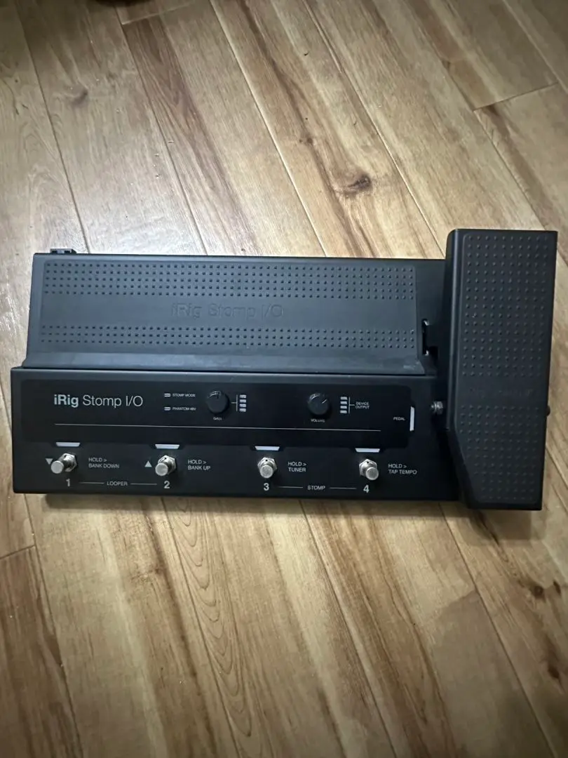 iRig Stomp I/O  動作未確認　電源は入りました 電源アダプター付き iRig Stomp I/O 動作未確認 電源は入りました 電源アダプター
