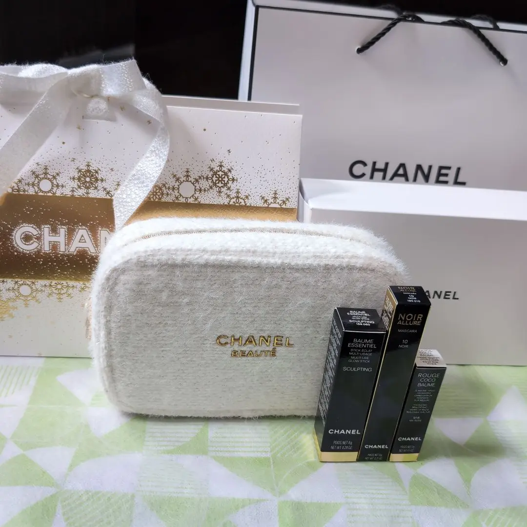 新品未使用品　シャネル　クリスマスコフレ　2024 トータルルック CHANEL トータルルックセット 限定品¥21,890