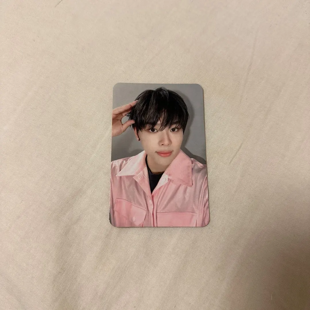 Thumbnail of KickFlip Trading Card Soundwave Video Call Event Benefit Amal