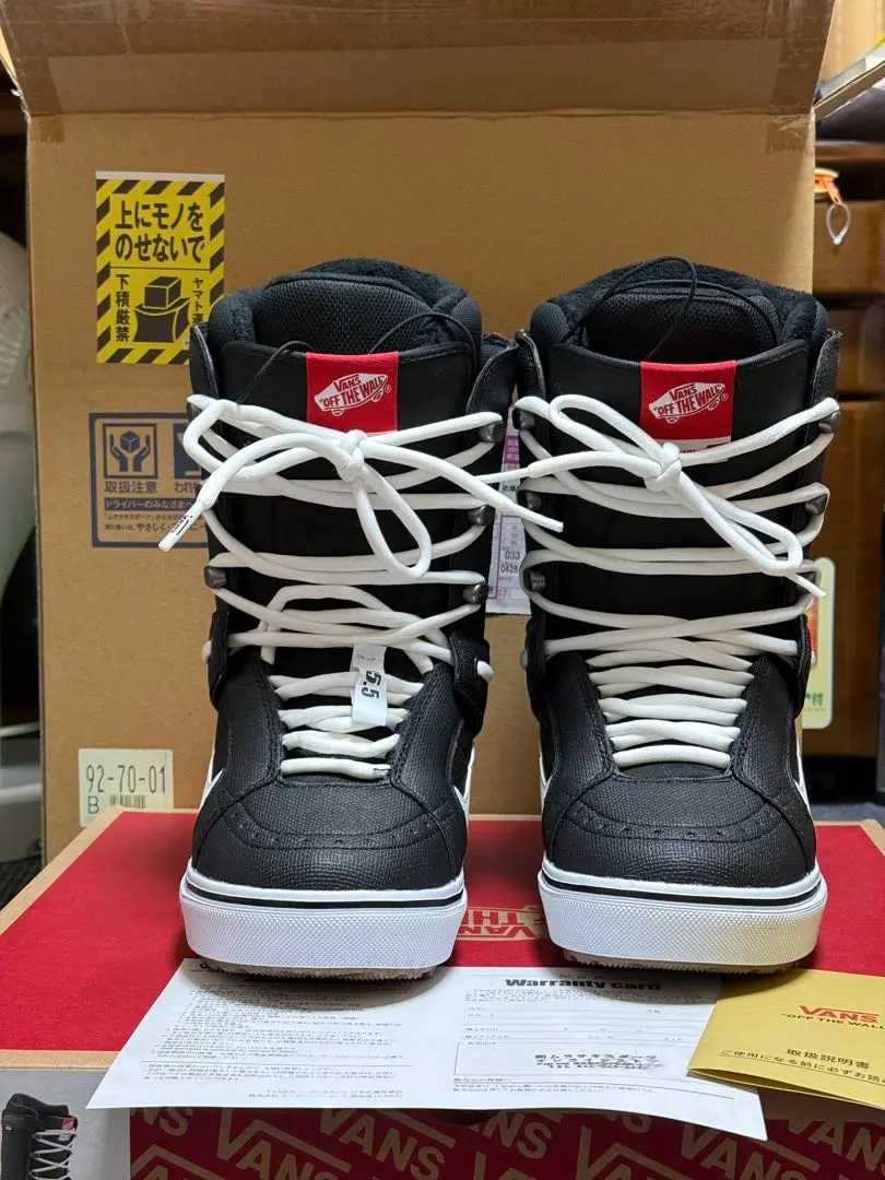 セール 海外 アーサーロンゴ INFUSE VANS シグネチャーモデル 靴紐無し 27cm スノーボード