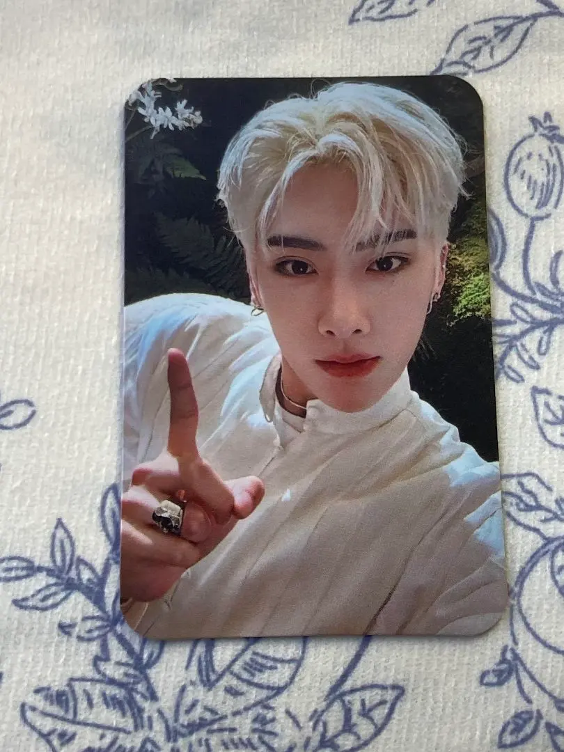 ZB1 ZEROBASEONE RICKY 第三週 事前錄製 ZEB1 小卡 的縮圖