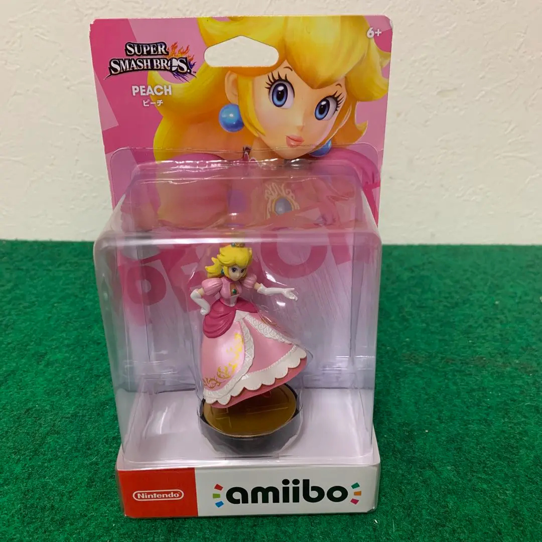 【送料無料】新品 未開封 amiibo 大乱闘￼￼ ピーチ リヒター シモン 他 送料無料】新品 未開封 amiibo 大乱闘￼￼ ピーチ リヒター