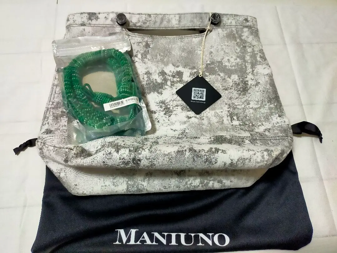 未使用 MANIUNO マニウノ CORNES トートバック ゴルフ ショルダー MANIUNO(マニウノ) KAJIF スクエアミニトート（S）（トート