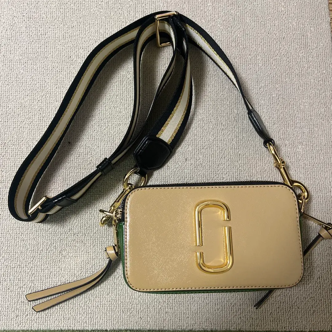 MARC JACOBS 肩背包 米色 的縮圖