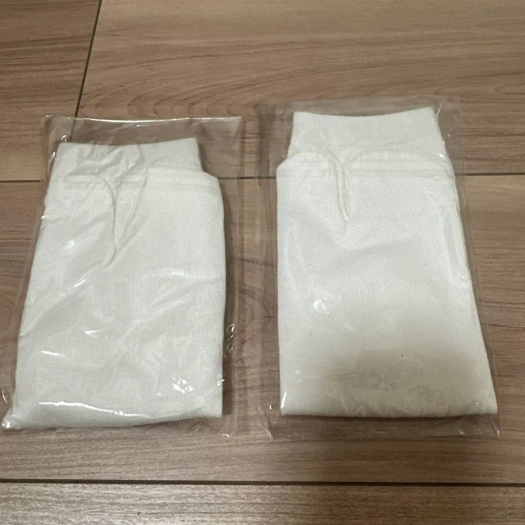 Thumbnail of White Tabi Socks - Set of 2