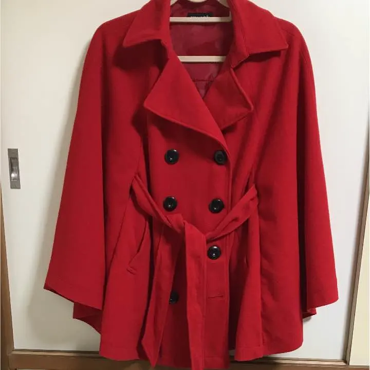 Thumbnail of Super beautiful! ✨ Cute and warm poncho ❤️