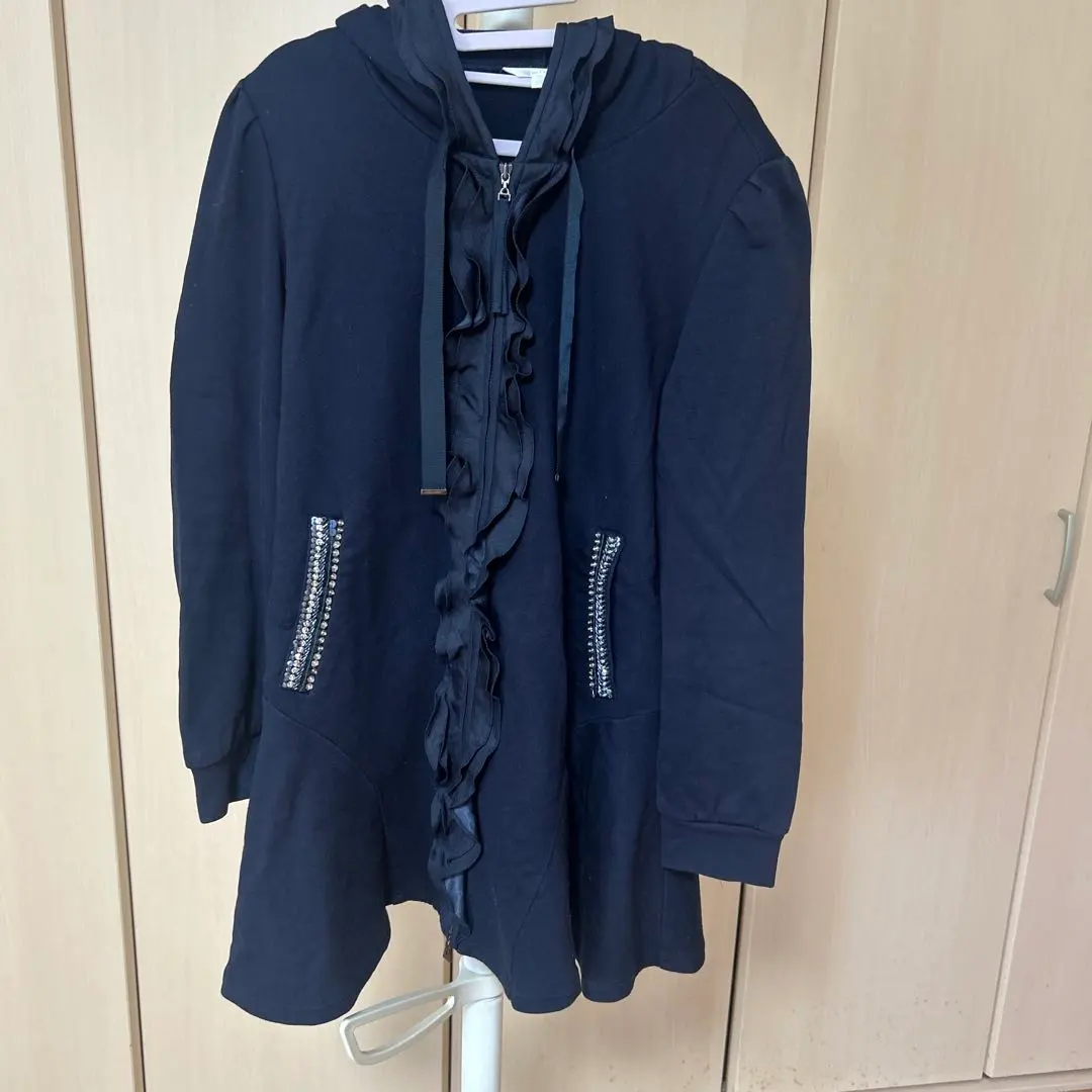 Thumbnail of TO BE CHIC