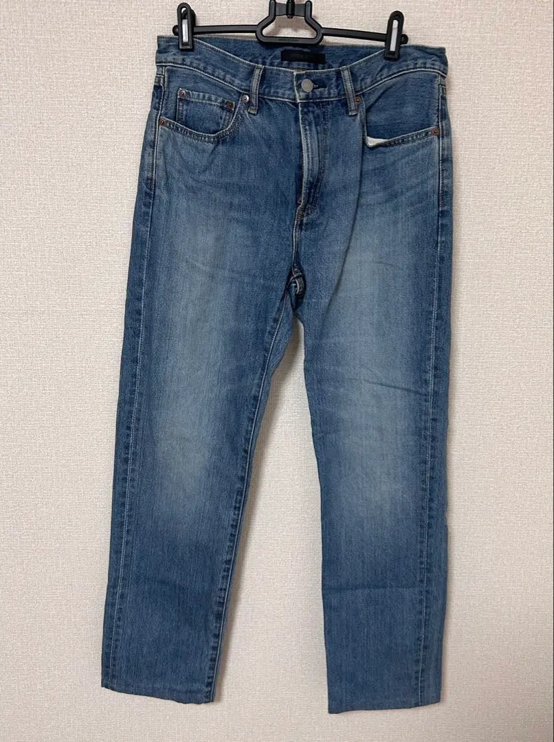 Thumbnail of UNIQLO Regular Fit Straight Jeans, Size 30