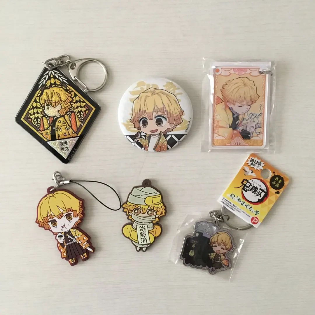 Thumbnail of Demon Slayer: Zenitsu Agatsuma Keychain & Button Badge Set
