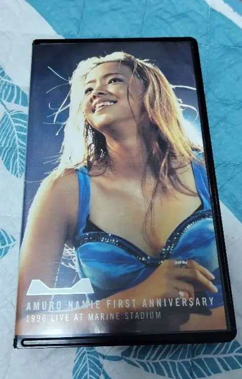 Amazon.co.jp: AMURO NAMIE FIRST ANNIVERSARY 1996 LIVE AT