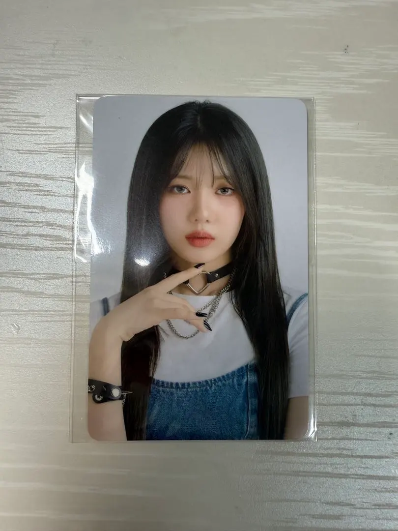 Thumbnail of BABYMONSTER RORA Trading Card Fan Club Benefit