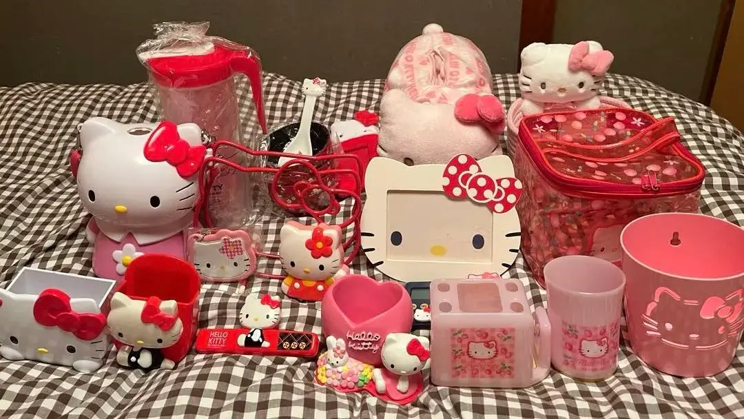 ハローキティ - レア　Sanrio ハローキティ　コップ　グラス　まな板　スタンド　ポンプボトル レア Sanrio ハローキティ コップ グラス まな板 スタンド