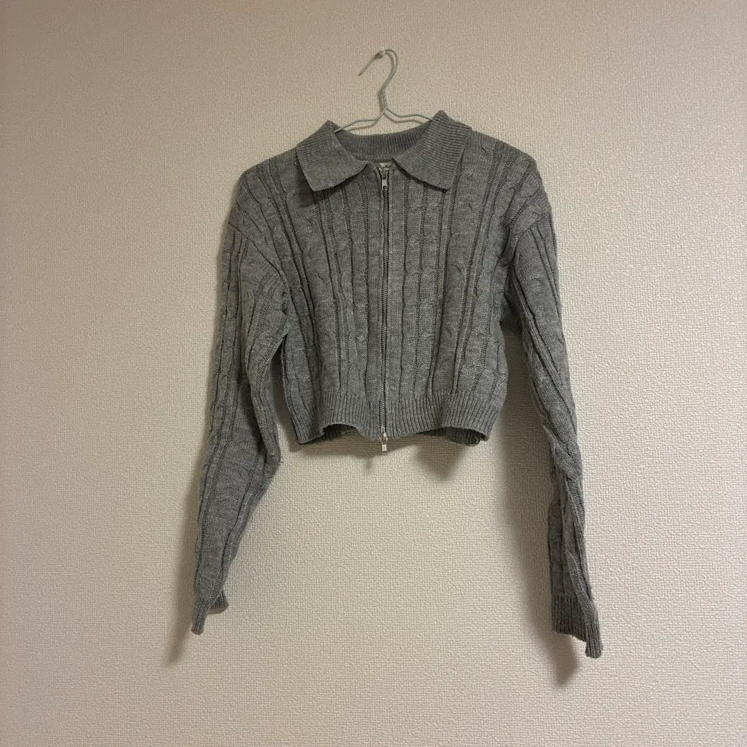Thumbnail of Gray cropped sweater with collar