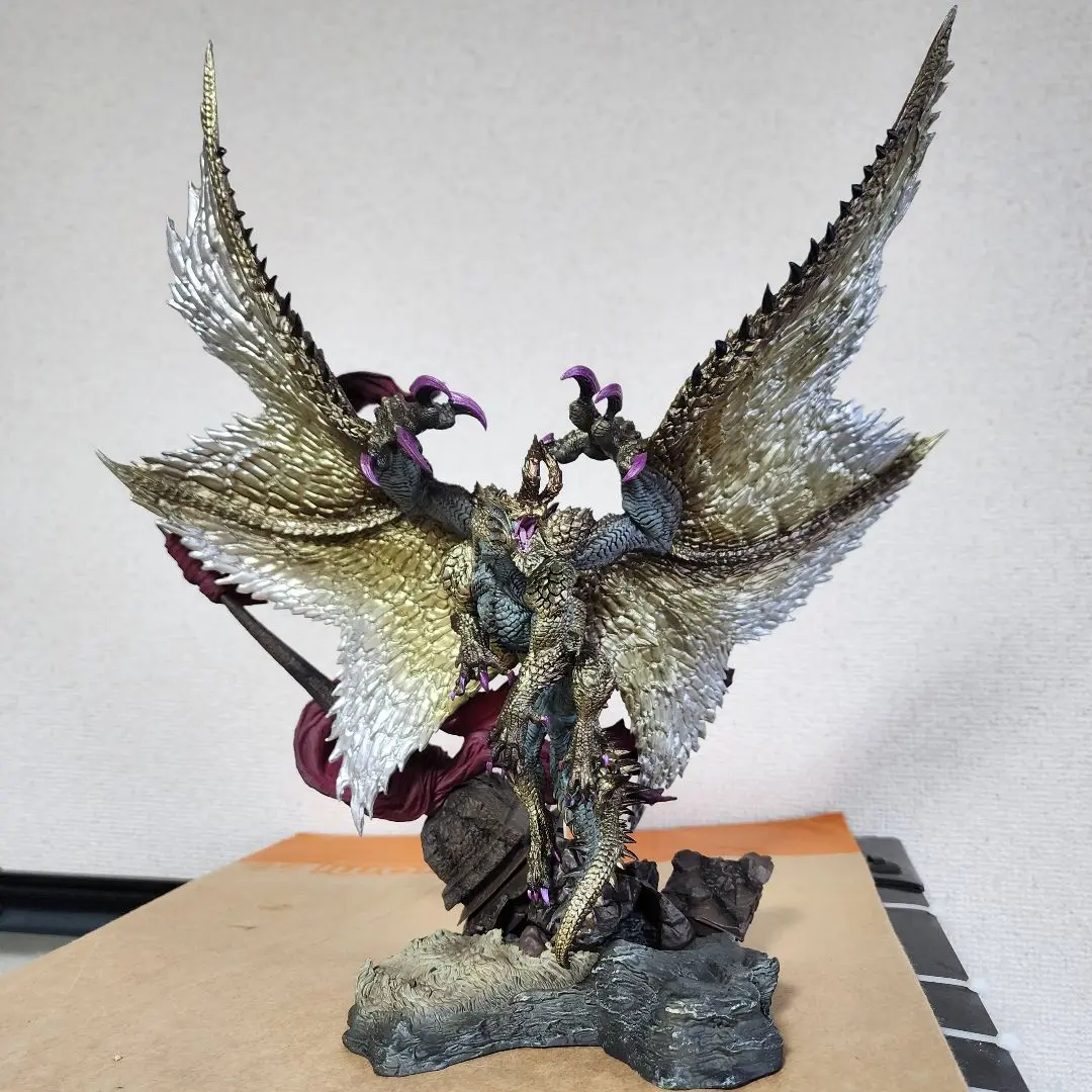 ハ*ー様 ［新品］モンスターハンター クリエイターズモデル　天廻龍　シャガルマガ イーカプコン |カプコンフィギュアビルダー クリエイターズ