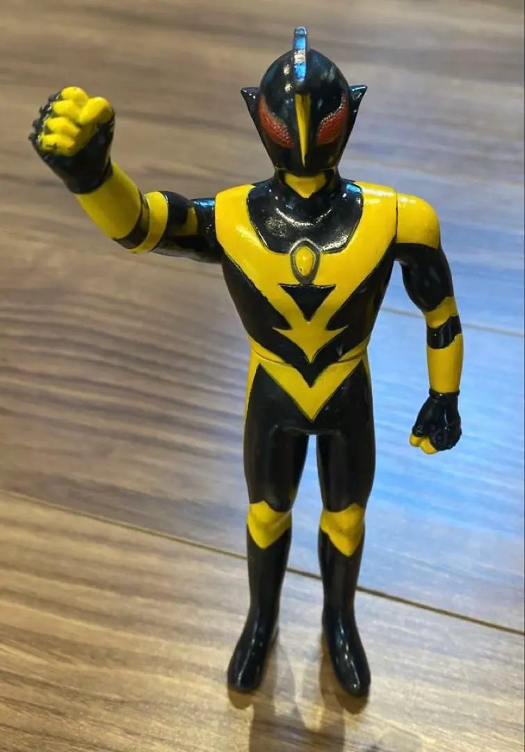 Thumbnail of Ultraman Shadow 17cm figure