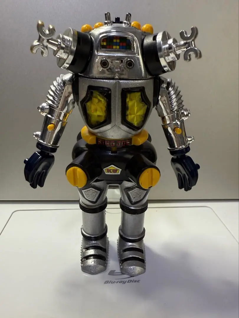 箱付き★超合金キングジョー★欠品なし中古品 ポピー トレイ難ありウルトラセブン 箱付き☆超合金キングジョー☆欠品なし中古品 ポピー トレイ難
