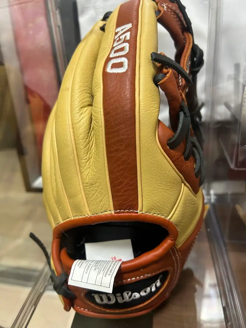 大谷翔平サイン入りイエローグローブ プロフェッショナル 2025年最新】大谷翔平 グローブ サインの人気アイテム - メルカリ
