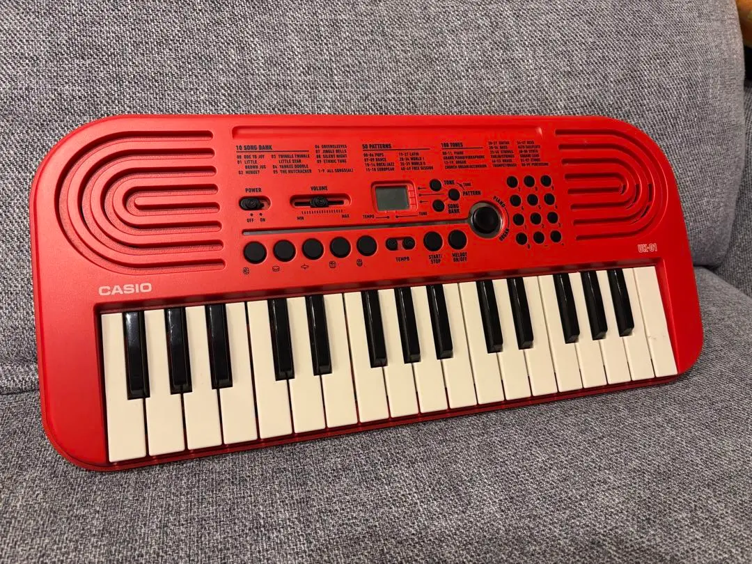 CASIO カシオ ミニキーボード 32鍵盤 UK-01 Amazon | CASIO(カシオ) 32ミニ鍵盤 電子キーボード UK-01 [ミニ