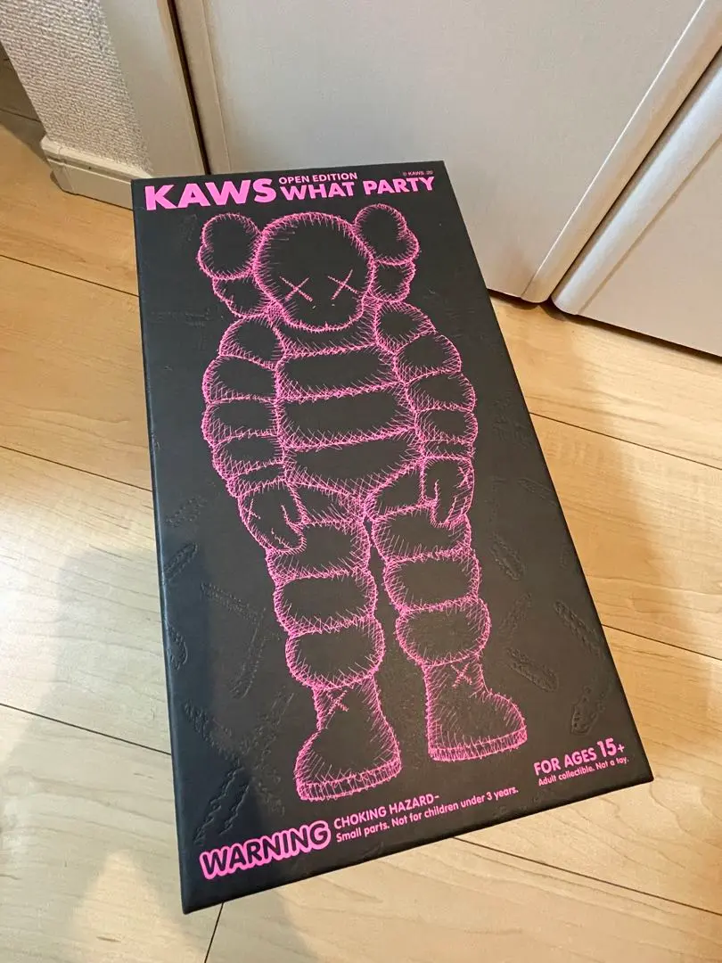 【新品】KAWS WHAT PARTY /カウズ 【正規品】　即発送 KAWS Kaws What Party フィギュア | ピンク | FARFETCH JP