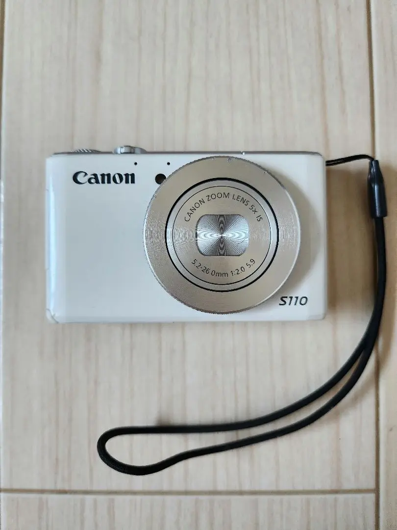 （中古）Canon PowerShot S110 ホワイト　元箱有り Amazon.com : Canon PowerShot S110 12.1 MP Digital Camera