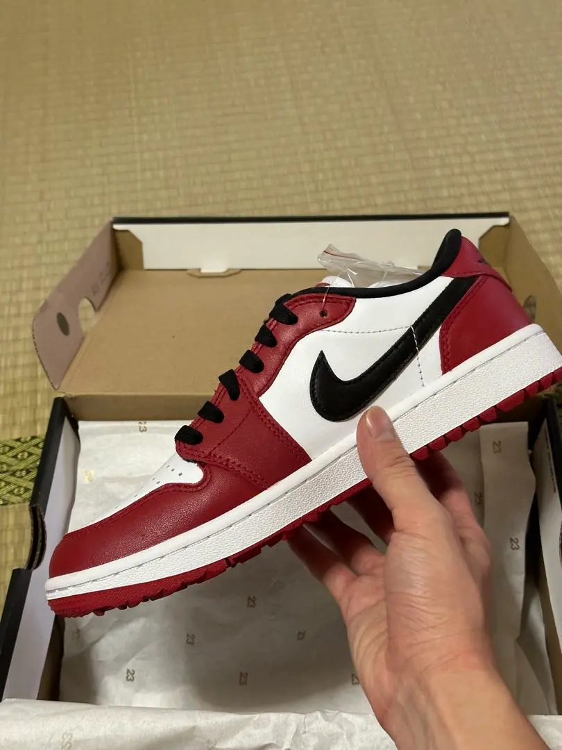 【新品 未使用】NIKE Golf ジョーダン1 ミュール シカゴ ゴルフ 23 エアジョーダン1 ミュールゴルフに名作カラー“シカゴ”が登場