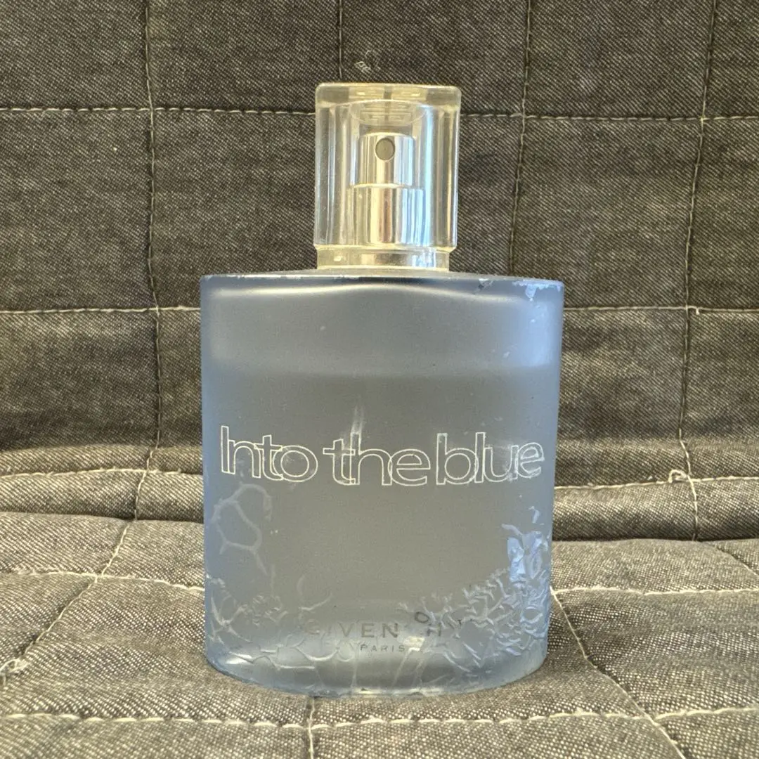 新品未使用未開封 ジバンシー イントゥーザブルー 50ml GIVENCHY - Givenchy ジバンシー イントゥーザ ブルー 50ml 香水