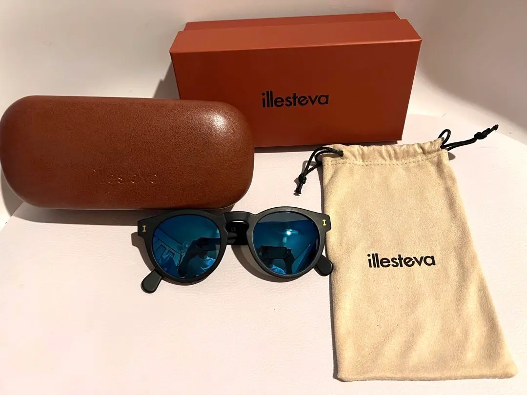 illesteva イレステーバ サングラス 箱,ケース,袋付き 2025年最新】illesteva サングラスの人気アイテム - メルカリ
