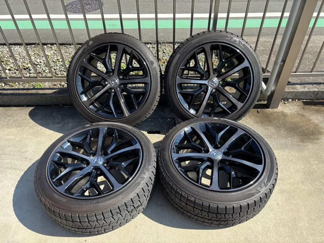 美品 ホンダFKシビック後期純正ホイール スタッドレスバリ山 225/45R18 美品 ホンダFKシビック後期純正ホイール スタッドレスバリ山 225