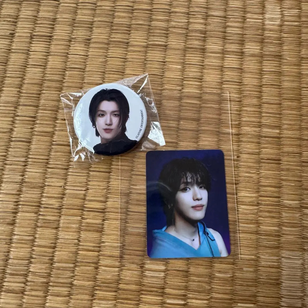 Thumbnail of INI Hiromu Takatsuka XQUARE mini can badge, THE ORIGIN mini trading card