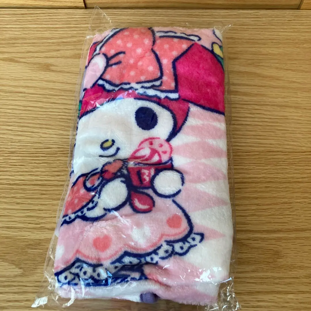 Thumbnail of New, unopened 31 Ice Cream collaboration My Melody blanket