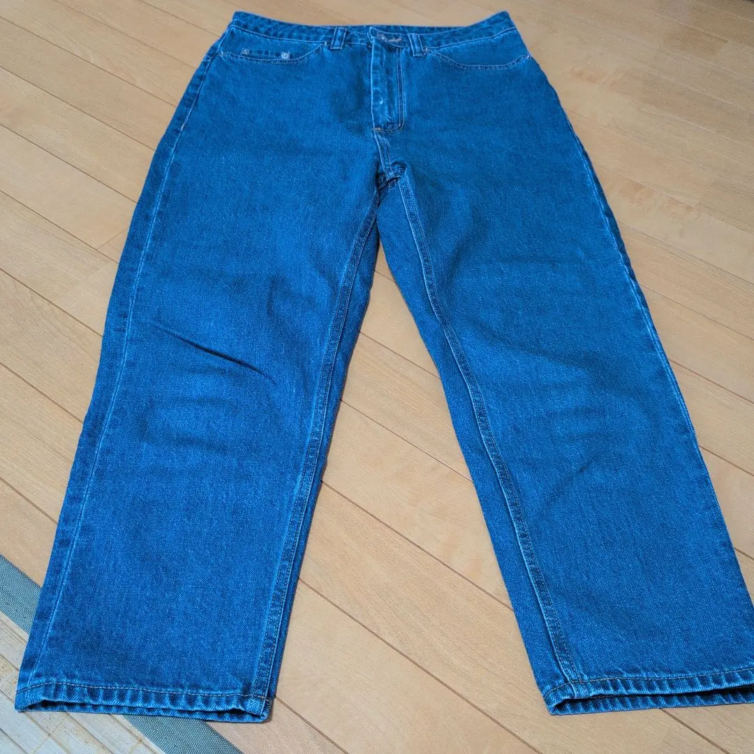 錐形牛仔褲 的縮圖