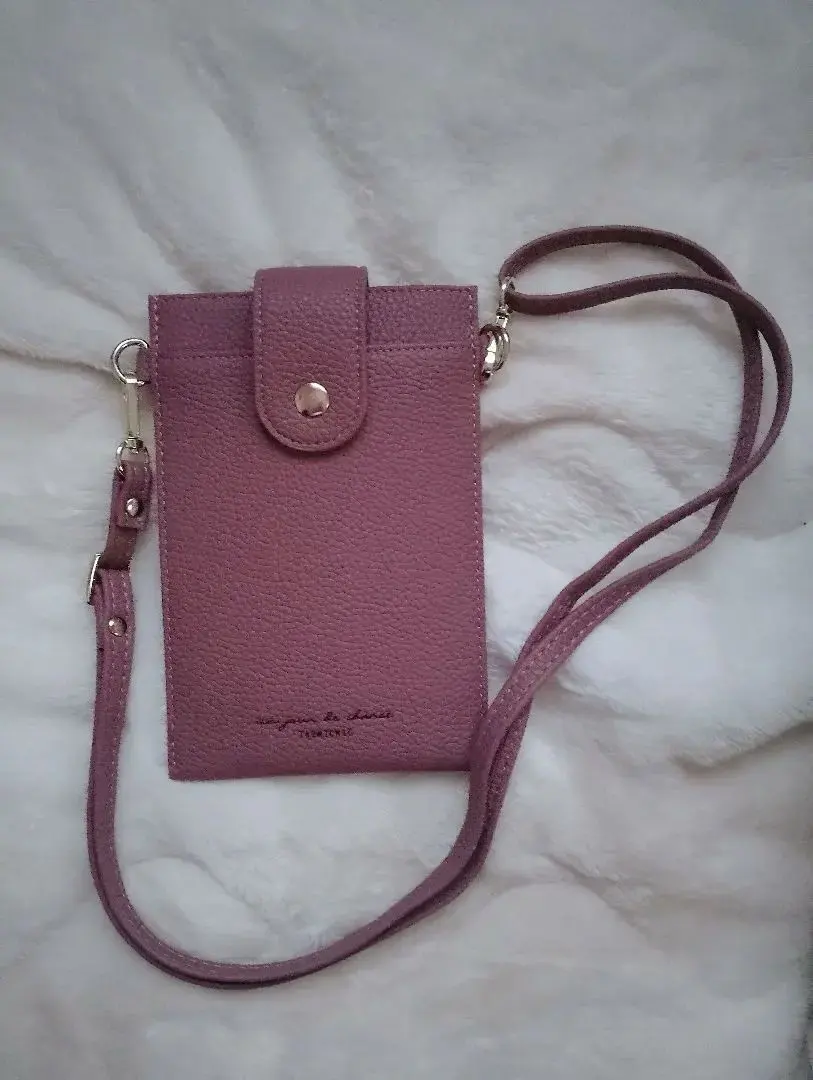 Thumbnail of Pink smartphone shoulder bag with zipper pocket