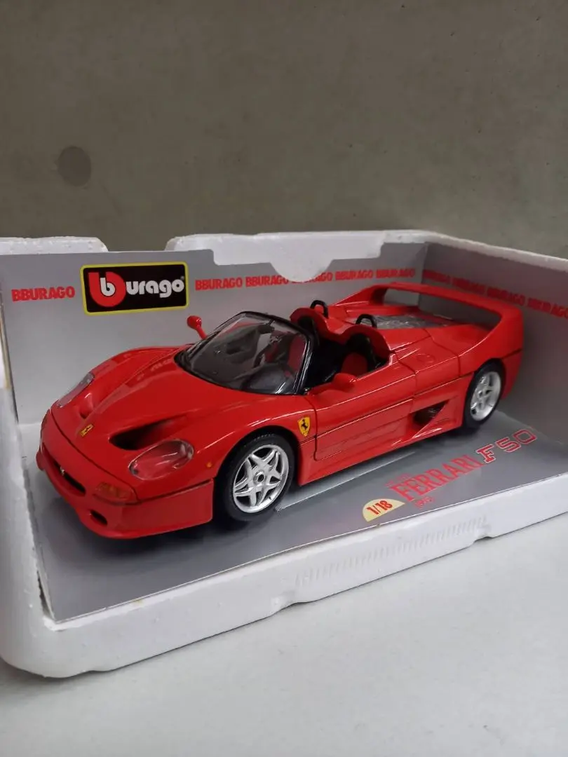 フェラーリF40 F50 1/18ジオラマセット　ポスター　LED　ブラーゴ フェラーリF40 F50 1/18ジオラマセット ポスター LED ブラーゴ