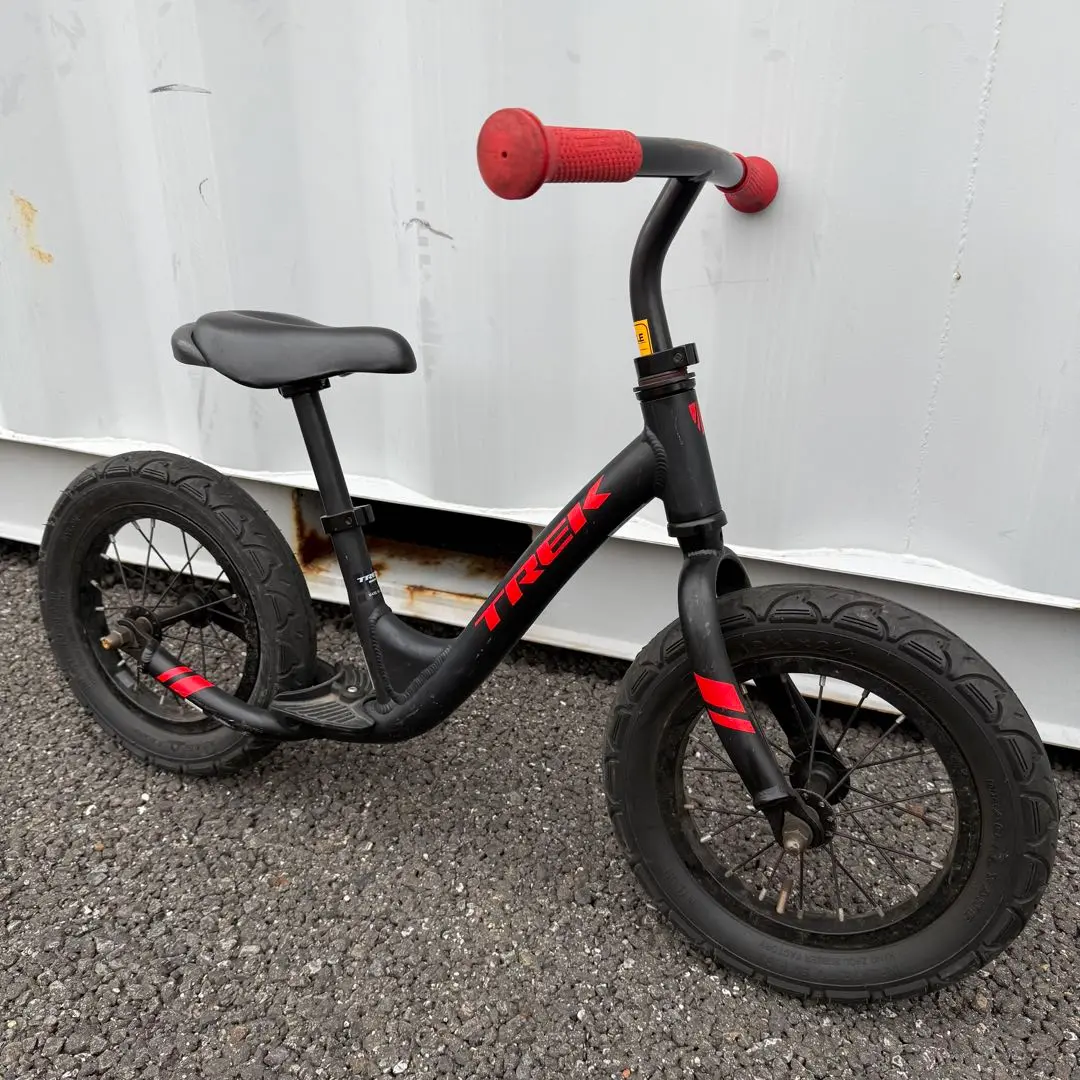 Trek バランスバイク ブラック/レッド kickster トレック トレック キックスター ¥20,900 | スターバイクス
