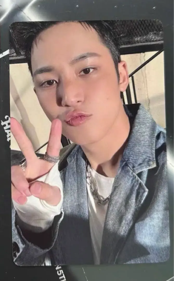 Thumbnail of SEVENTEEN Yizhiyu (YZY) Pre-order Benefit Trading Card Mingyu