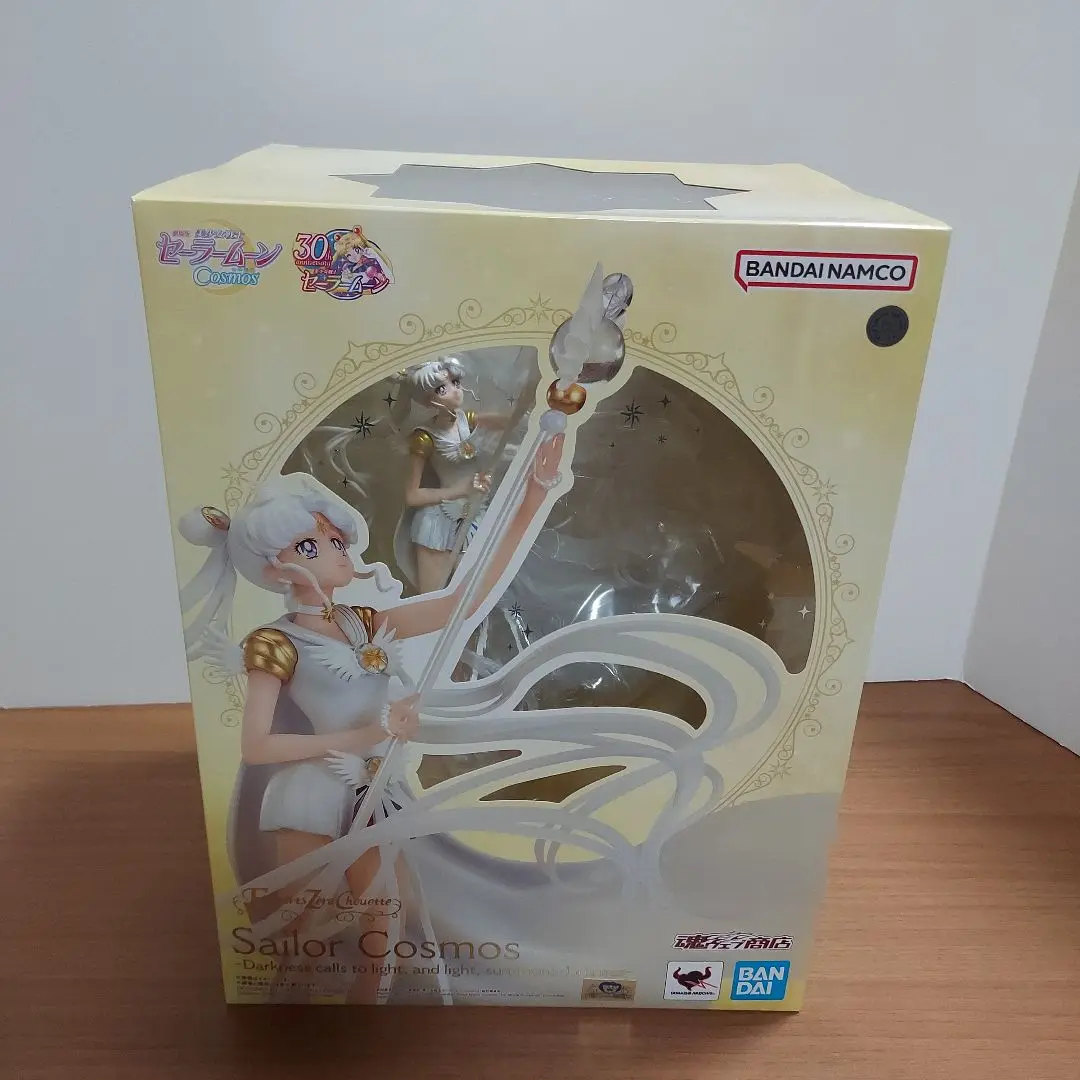 新品未開封】 フィギュアーツゼロ セーラーコスモス