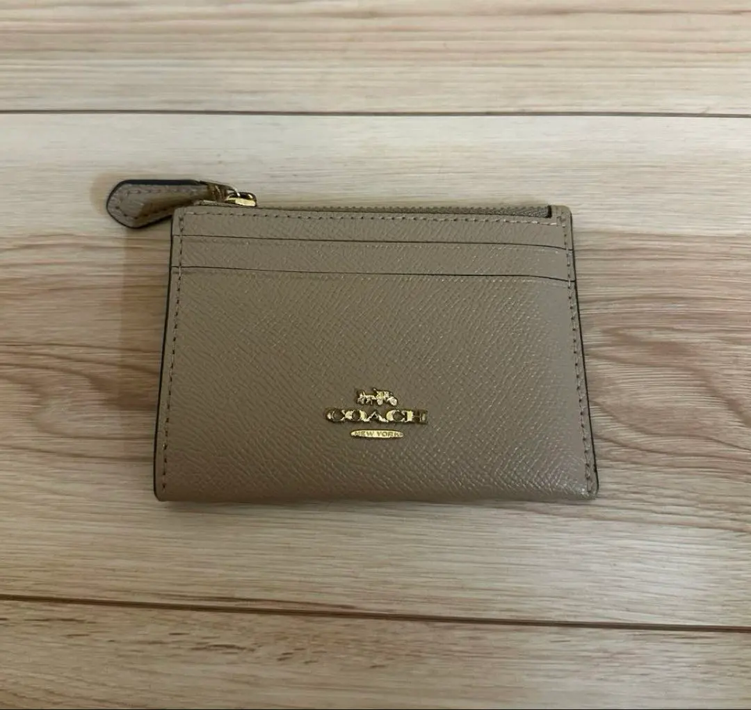 Thumbnail of COACH Beige Card Case / Pass Case