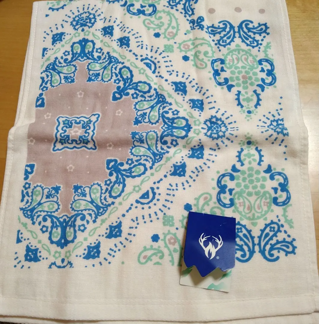 全新未使用 New Standard 佩斯利花紋 面巾 的縮圖