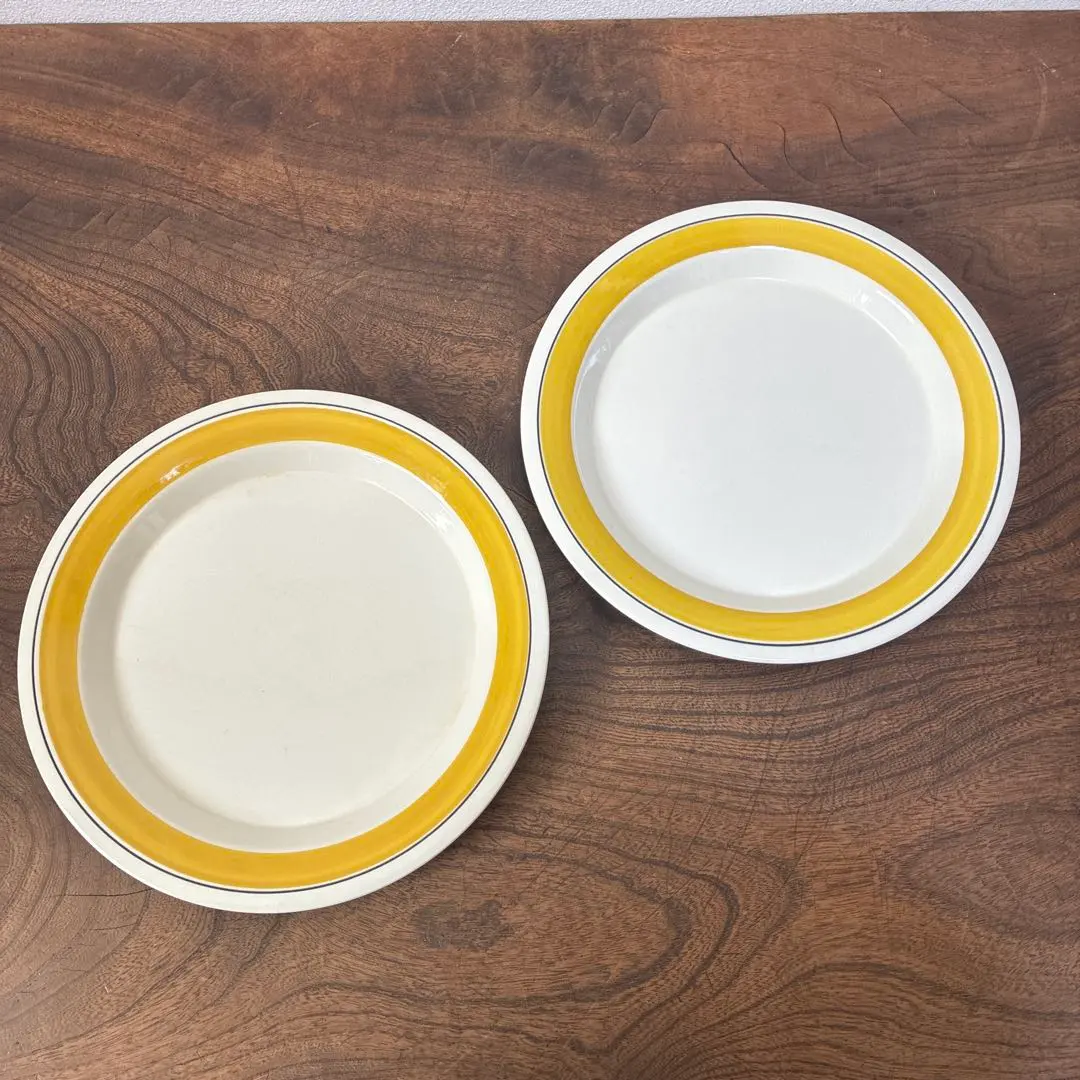 Thumbnail of ARABIA Faenza Yellow 26cm Pair of Plates