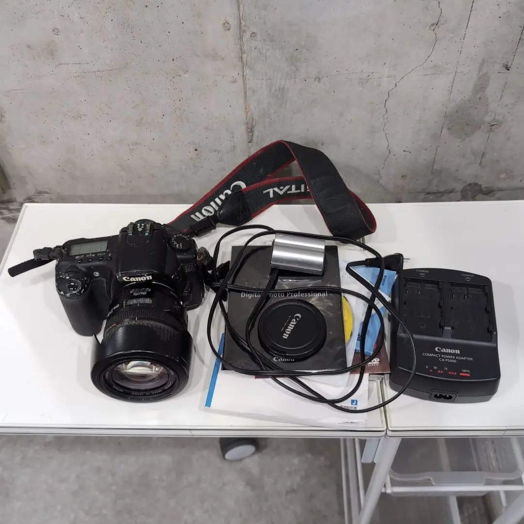 ❤️美品♪Canon EOS20D☆スマホ転送OK&高速連写!!付属品多数❤️ お1人様1点限り】 ❤️Canon EOS20D☆スマホ転送OK&高速連写